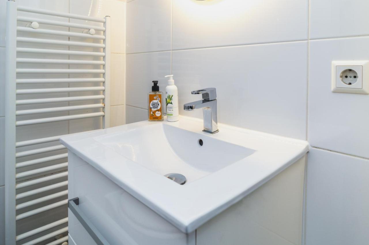 Tiny Attic On The Herengracht, Private Room Amsterdam Ngoại thất bức ảnh
